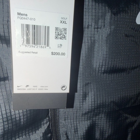 Nike ThermaFit ADV golf vest - Picture 7 of 8